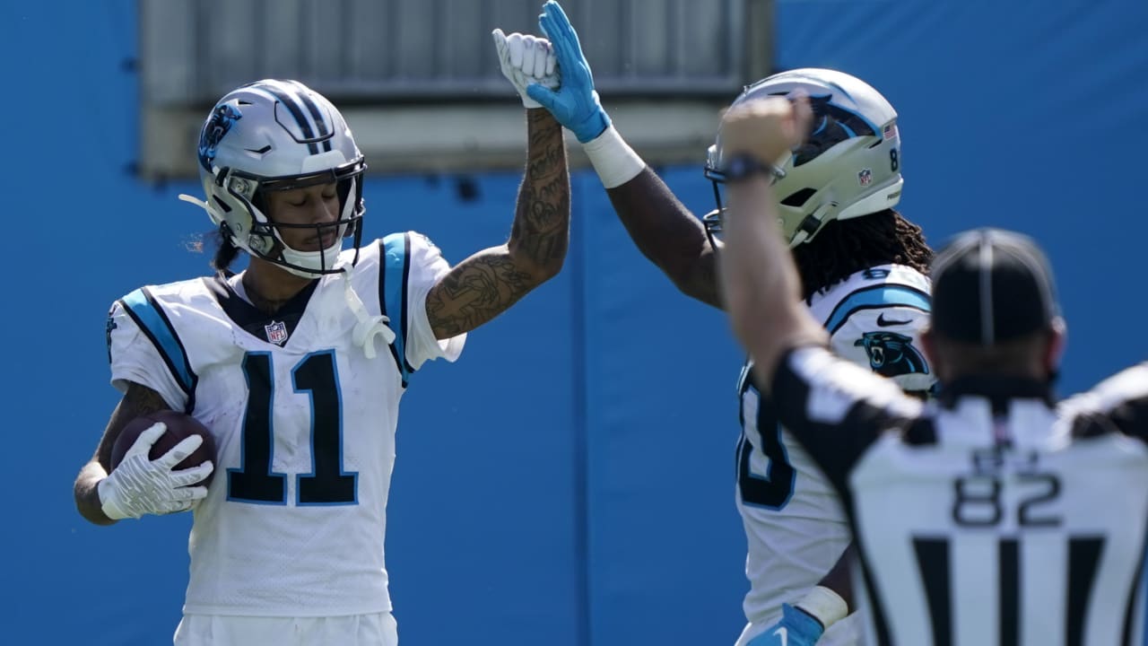 Carolina Panthers quarterback Teddy Bridgewater throws a 75-yard touchdown  pass to wide receiver Robby Anderson