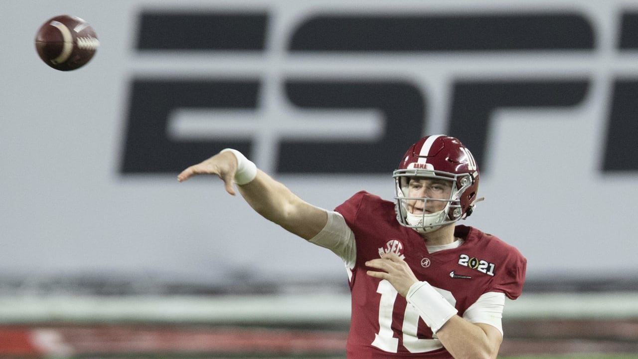 2021 NFL Draft Breaking down Alabama Crimson Tide quarterback Mac Jones' college highlights