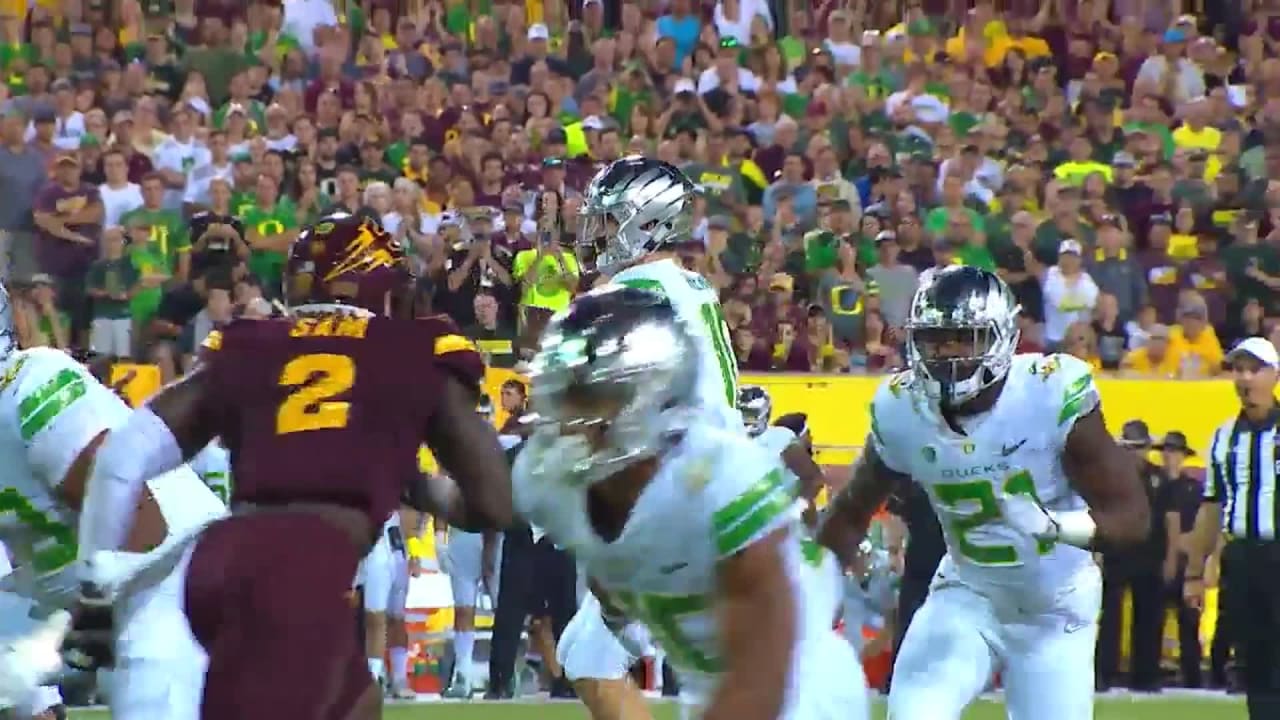 Oregon Ducks head coach Mario Cristobal on core traits needed in a