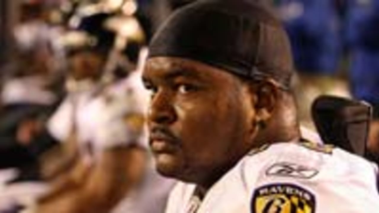 Bryant-McKinnie-121029-spot.jpg