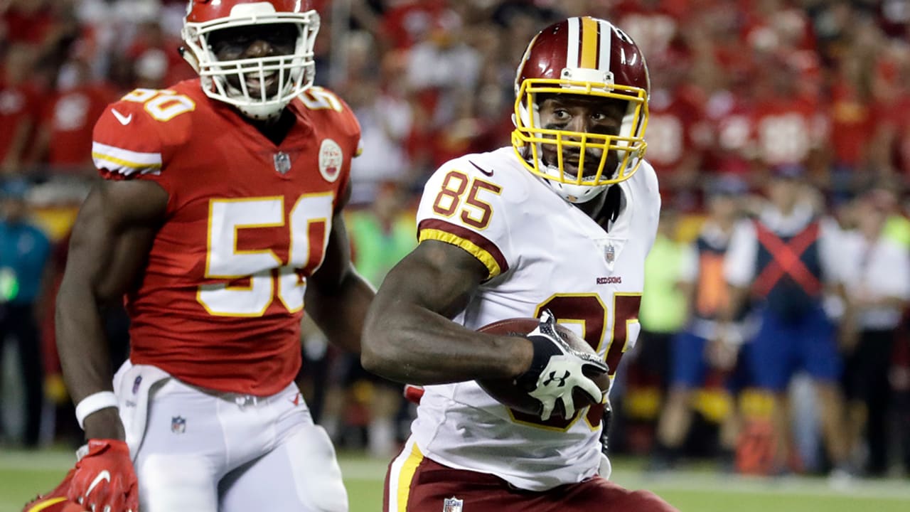 Vernon Davis-171030-Spot.jpg