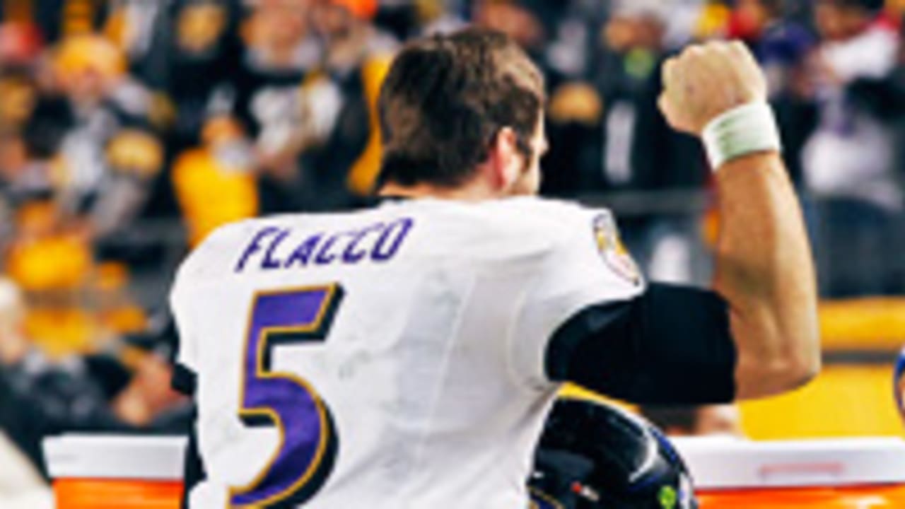 Joe-Flacco-Celebrating-SL-150103