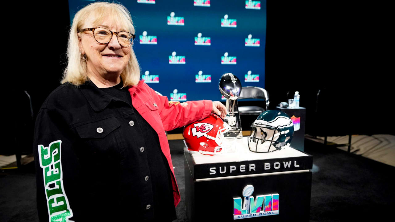 Donna And Ed Kelce Reveal Where Theyll Be Seated During Super Bowl Lvii 2656