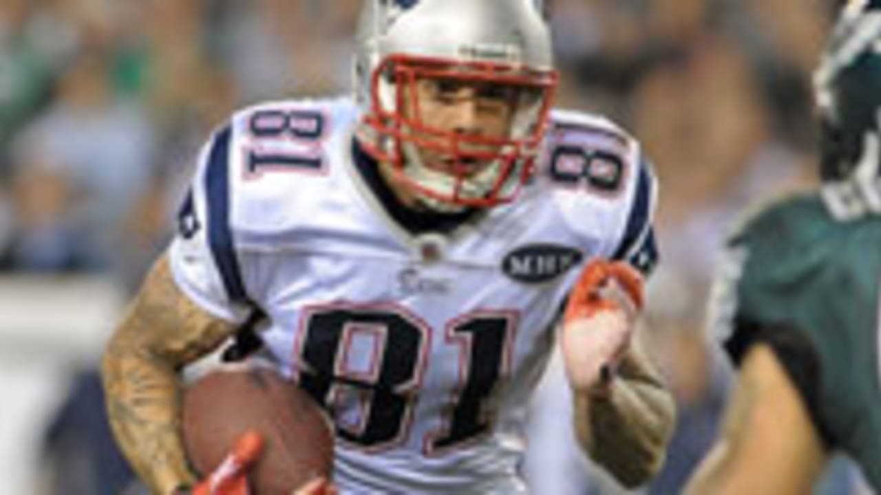 aaron-hernandez-120708-spot.jpg