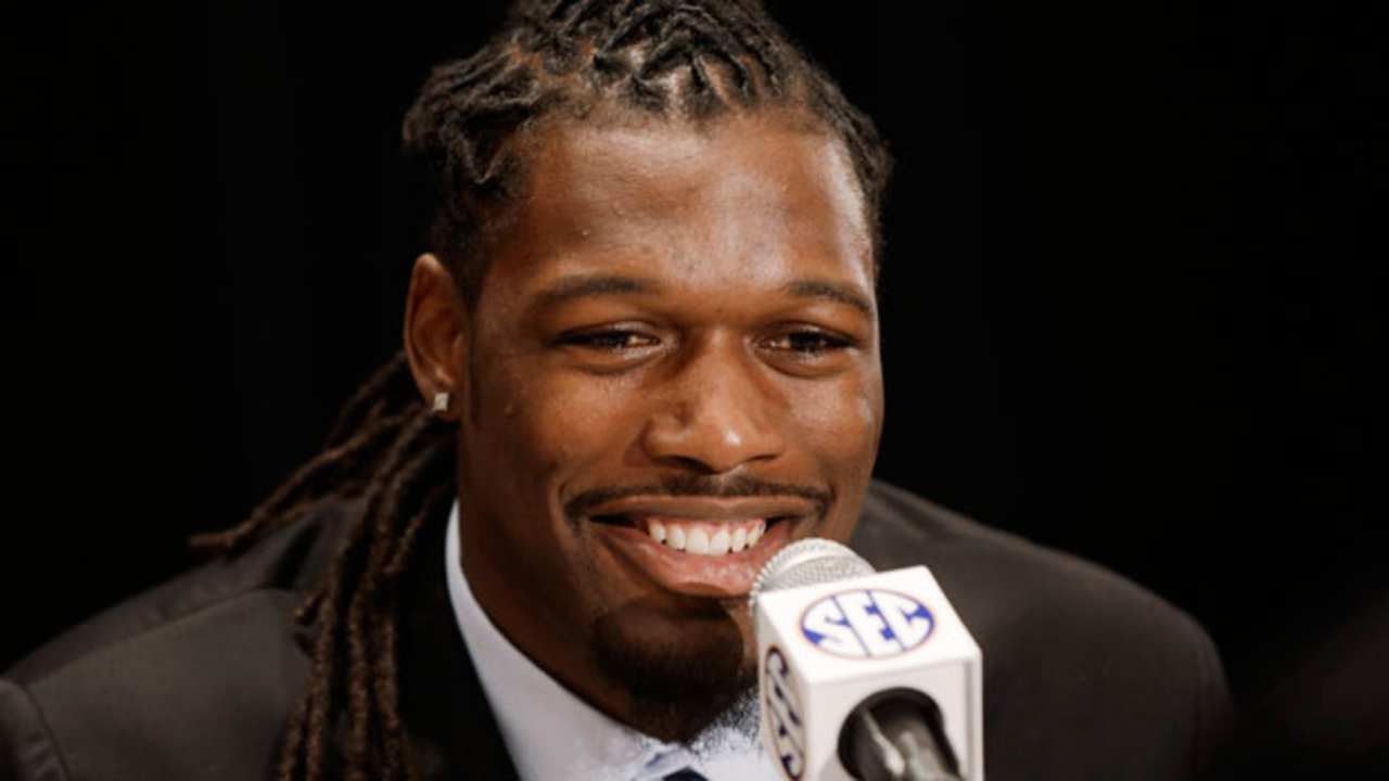 Jadeveon-Clowney-2-tos-130717.jpg