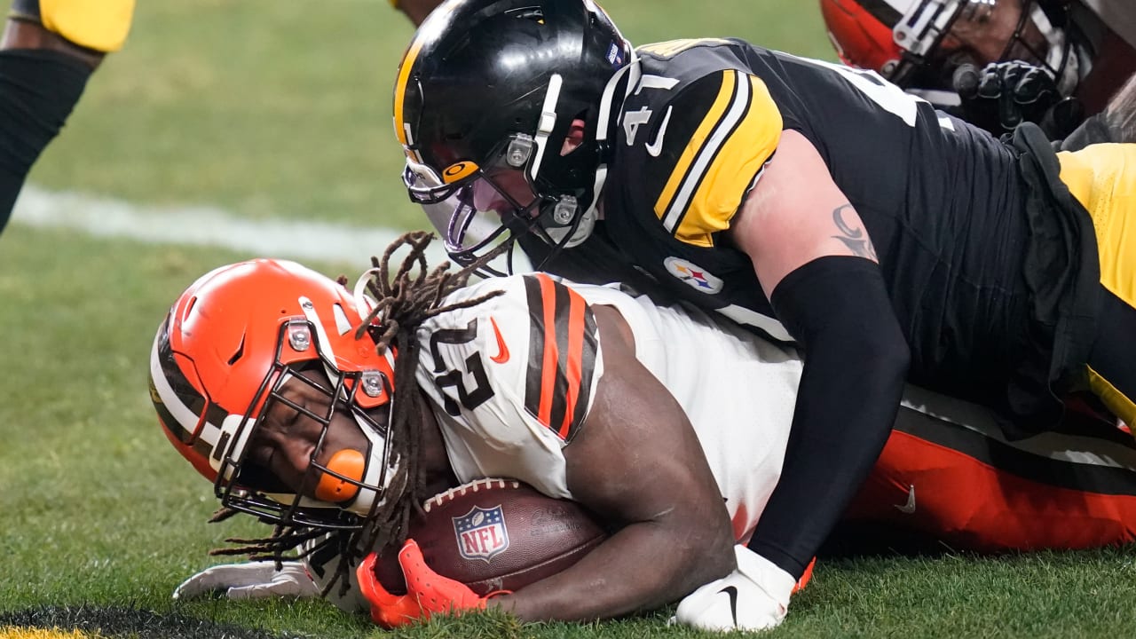 Iconic Rivals Clash in an Instant Classic! (Steelers vs. Browns