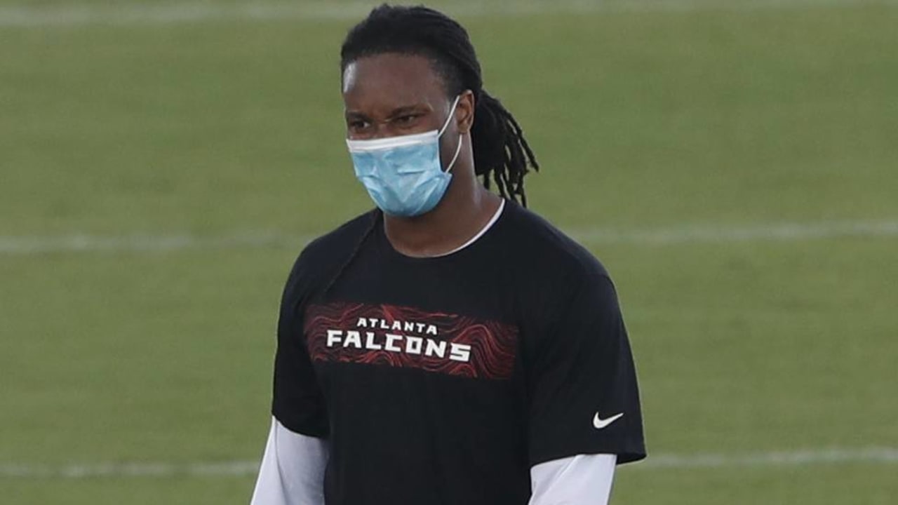 Todd Gurley, Alex Mack sit out Falcons' first practice in full pads