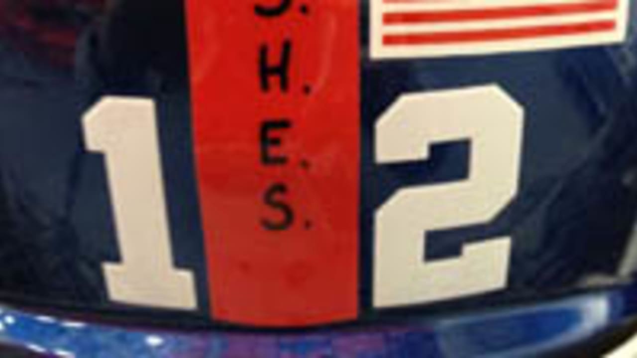 nyg-helmet-121215-spot.jpg