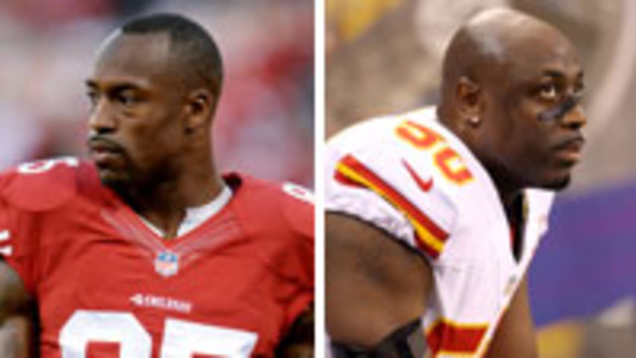 Vernon Davis on holdout: 'It's all about getting paid what you deserve' 