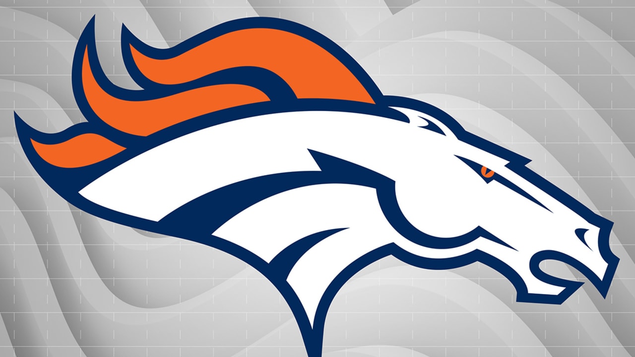 Broncos-170928-SL.jpg