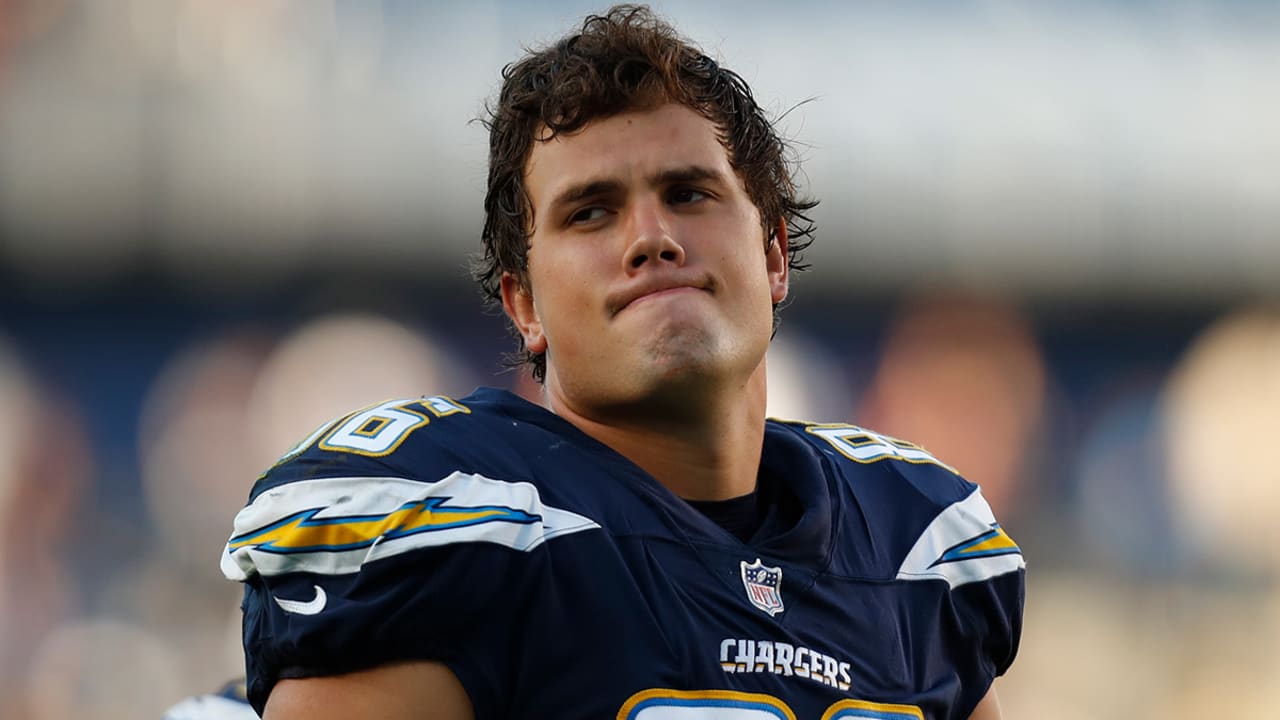 Chargers holding out hope Hunter Henry could return