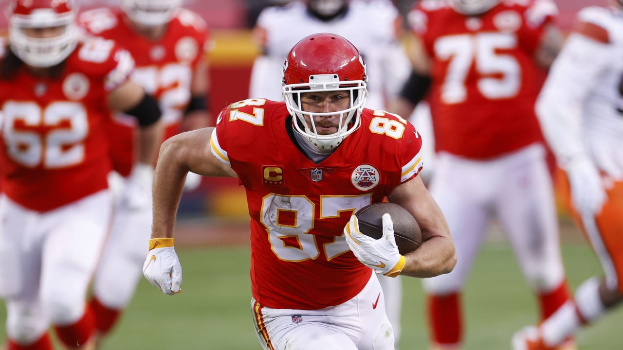 Tight ends Kittle, Kelce have different styles, same domination