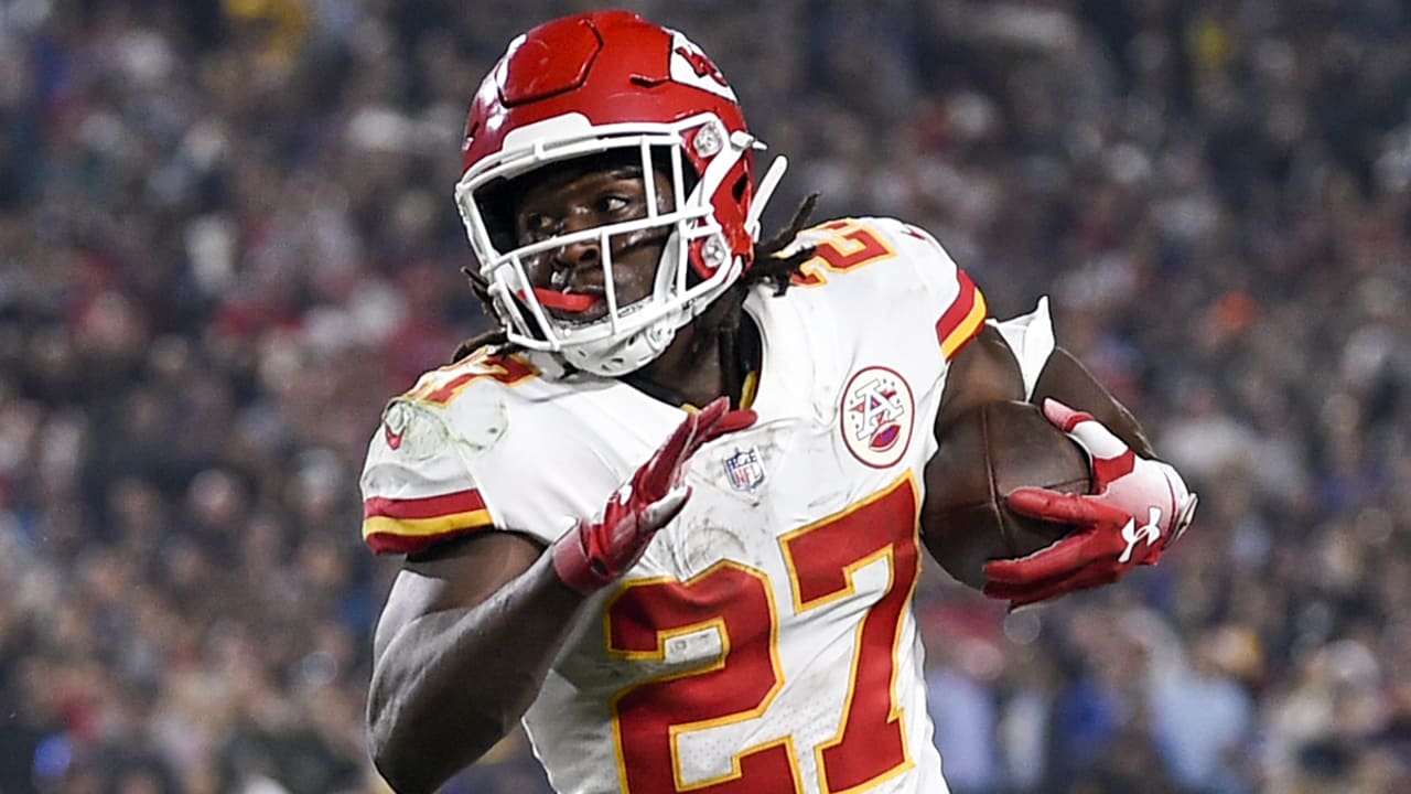 Cleveland Browns sign RB Kareem Hunt