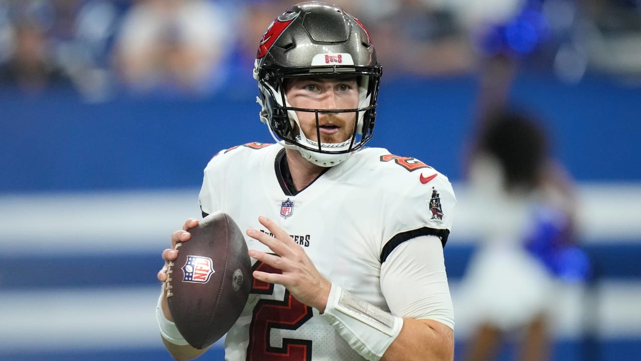 Bucs Sign Second-Round QB Kyle Trask