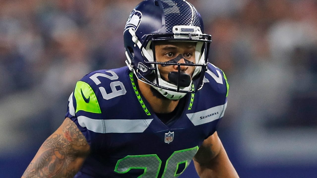 Cowboys offered 2nd-round pick for Seahawks safety Earl Thomas