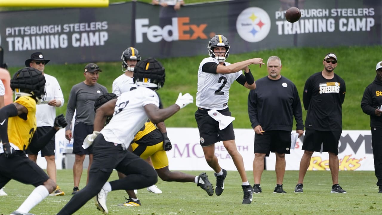 NFL Training Camp Latest Buzz: Diontae Johnson Is Wasting Time on Steelers'  Sideline, News, Scores, Highlights, Stats, and Rumors