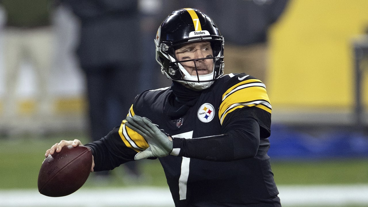 Bouchette Believes Steelers Will Draft QB Kenny Pickett If