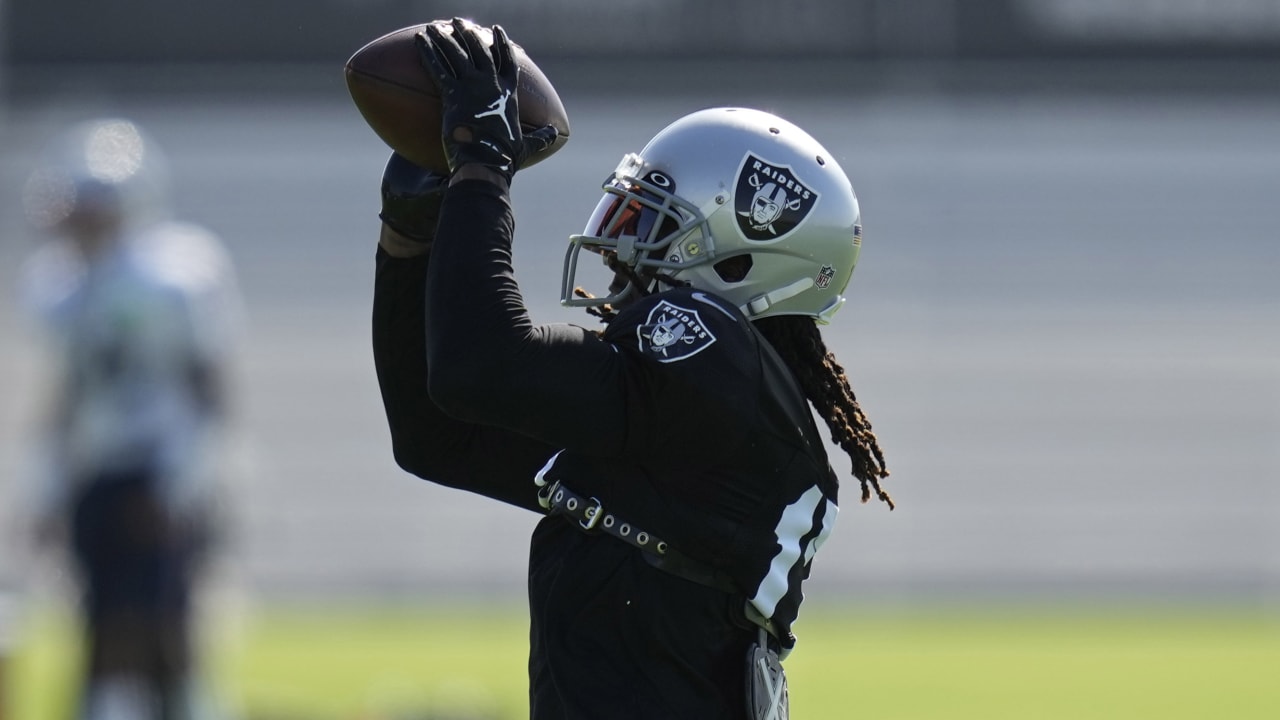 Raiders WR Davante Adams details winning at line of scrimmage: 'I