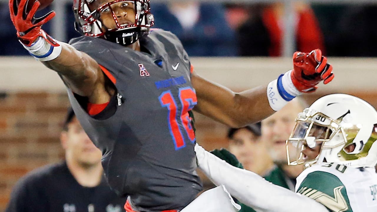 Top 10 college football receivers to watch in 2017