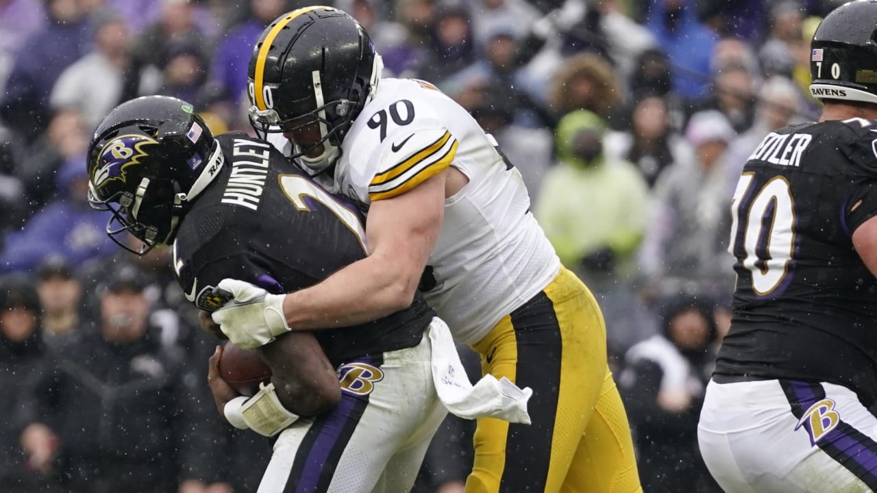 Steelers' T.J. Watt closes in on sack record, but doesn't care