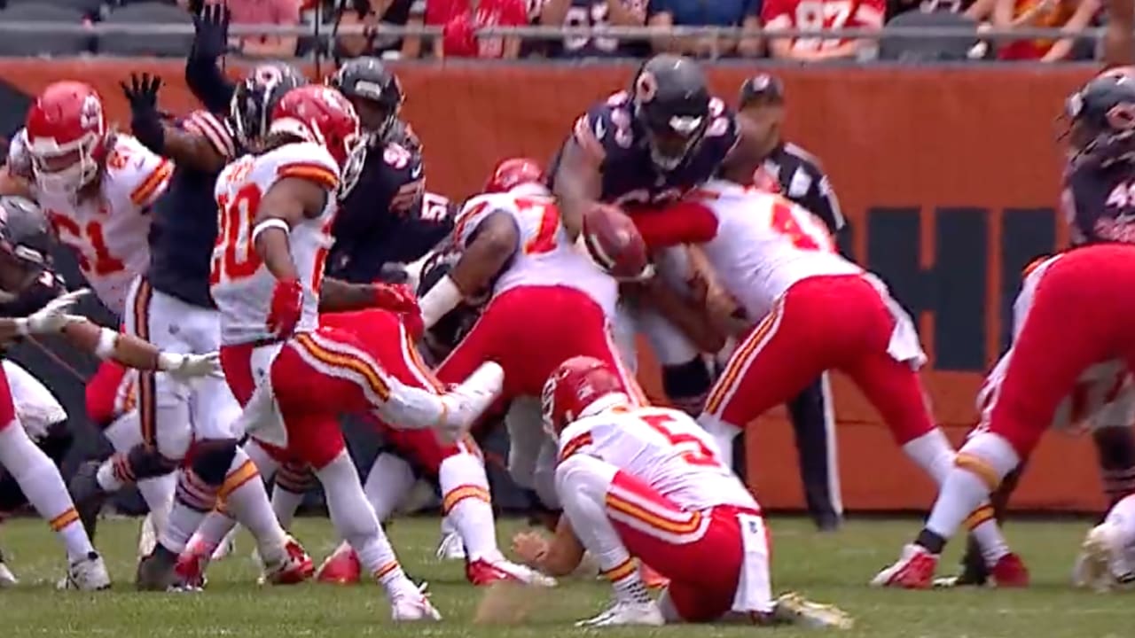 Chiefs safety Justin Reid goes full kicker with extra point vs. Browns