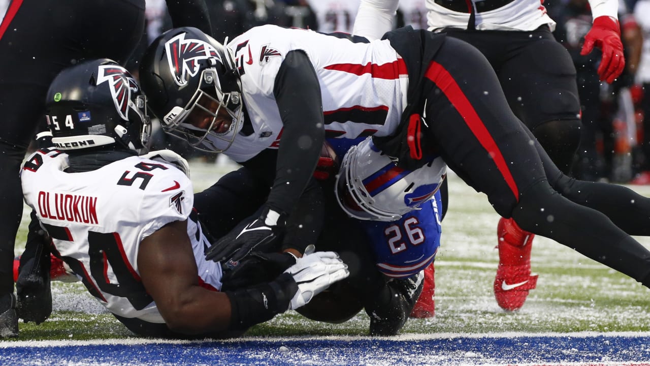 Buffalo Bills' Devin Singletary (26) scores a touchdown during the second  half of an NFL football