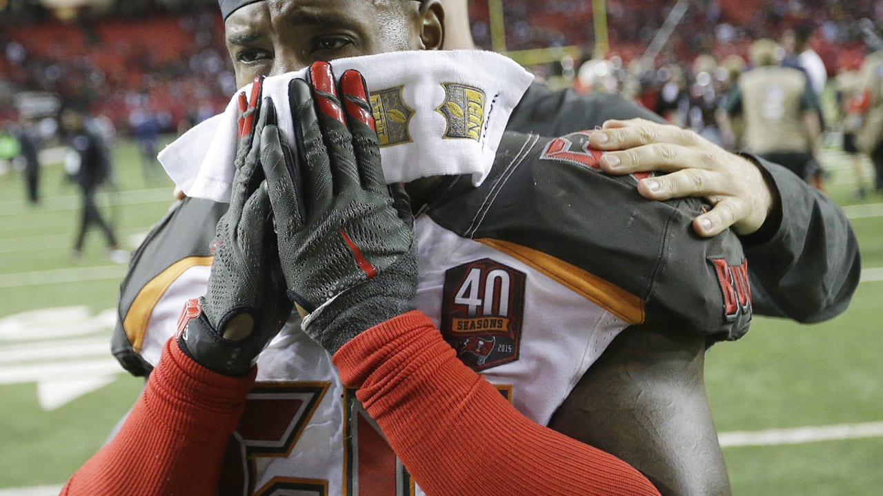 49ers-Bucs: Kwon Alexander ejected from game after illegal hit on