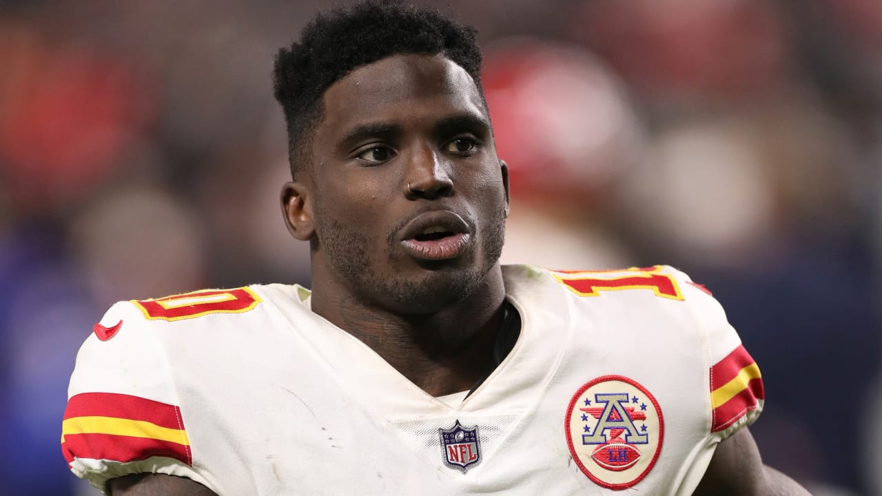 Rapoport: Chiefs place Kansas City Chiefs place wide receiver Tyreek ...