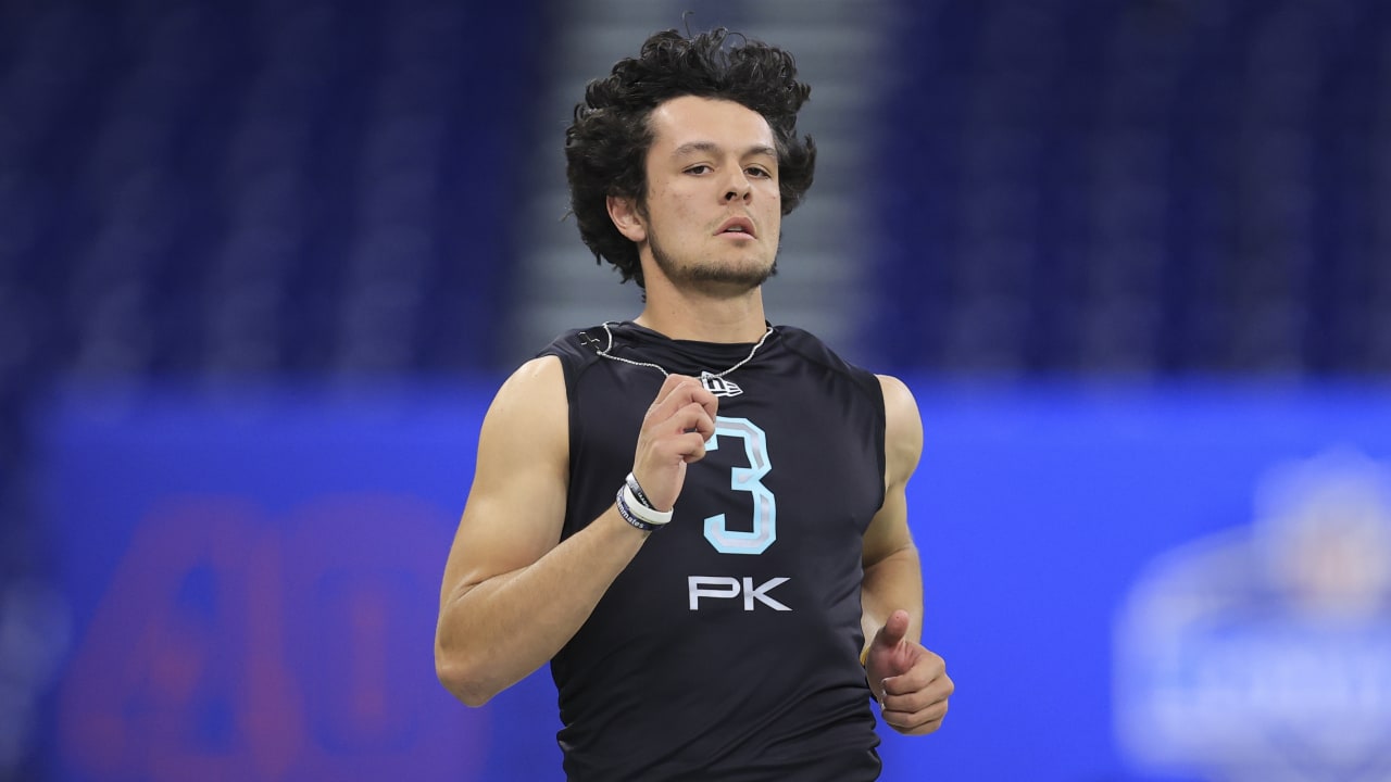 Punter Jake Camarda runs official 4.56-second 40-yard dash at 2022