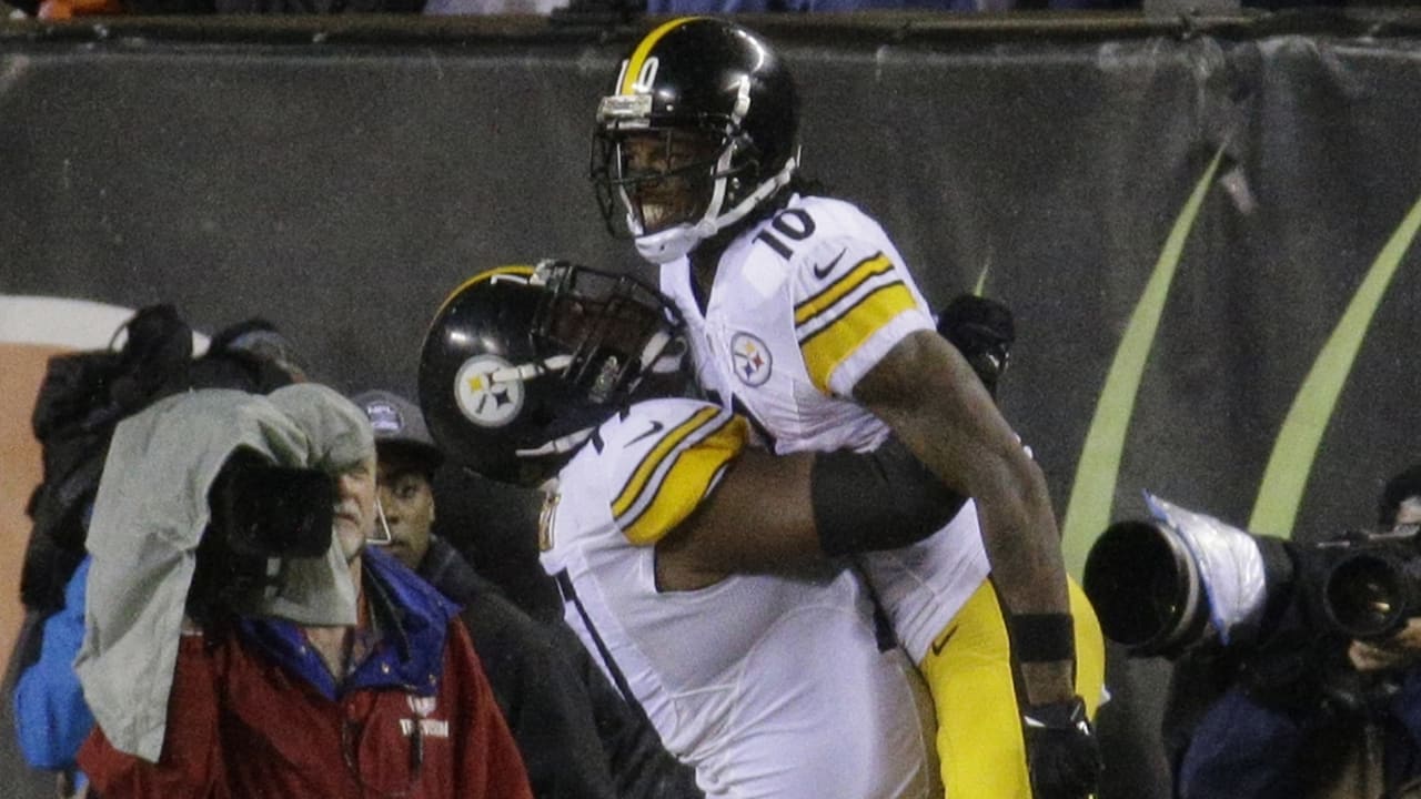 Steelers-Celebrate-160109-Spot.jpg