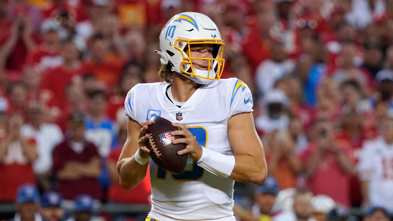 Chargers QB Herbert limited during practice Wednesday