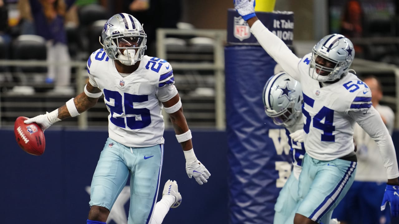 Can't-Miss Play: Cornerback DaRon Bland's pick-six is Dallas Cowboys'  second defensive TD vs. New England Patriots