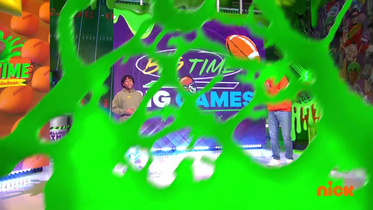 NFL Slimetime hosts Nate Burleson, Young Dylan share their favorite custom  cleats