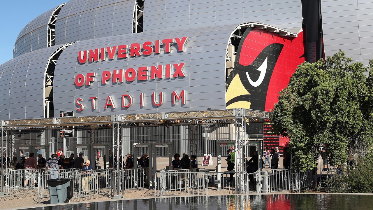 Arizona, New Orleans chosen as Super Bowl hosts