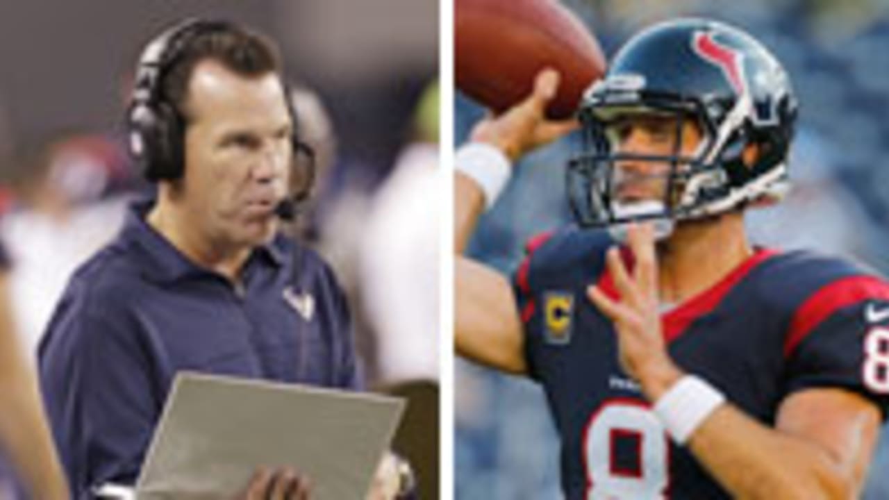 Houston Texans Matt Schaub and head coach Gary Kubiak talk in a