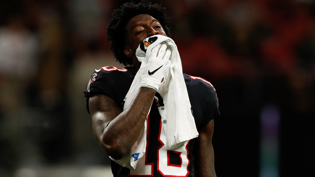 Atlanta Falcons receiver Calvin Ridley suspended for 2022 season after  gambling on games – WABE