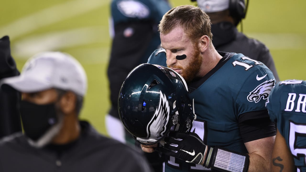 Carson Wentz posts video of himself throwing inside the Eagles