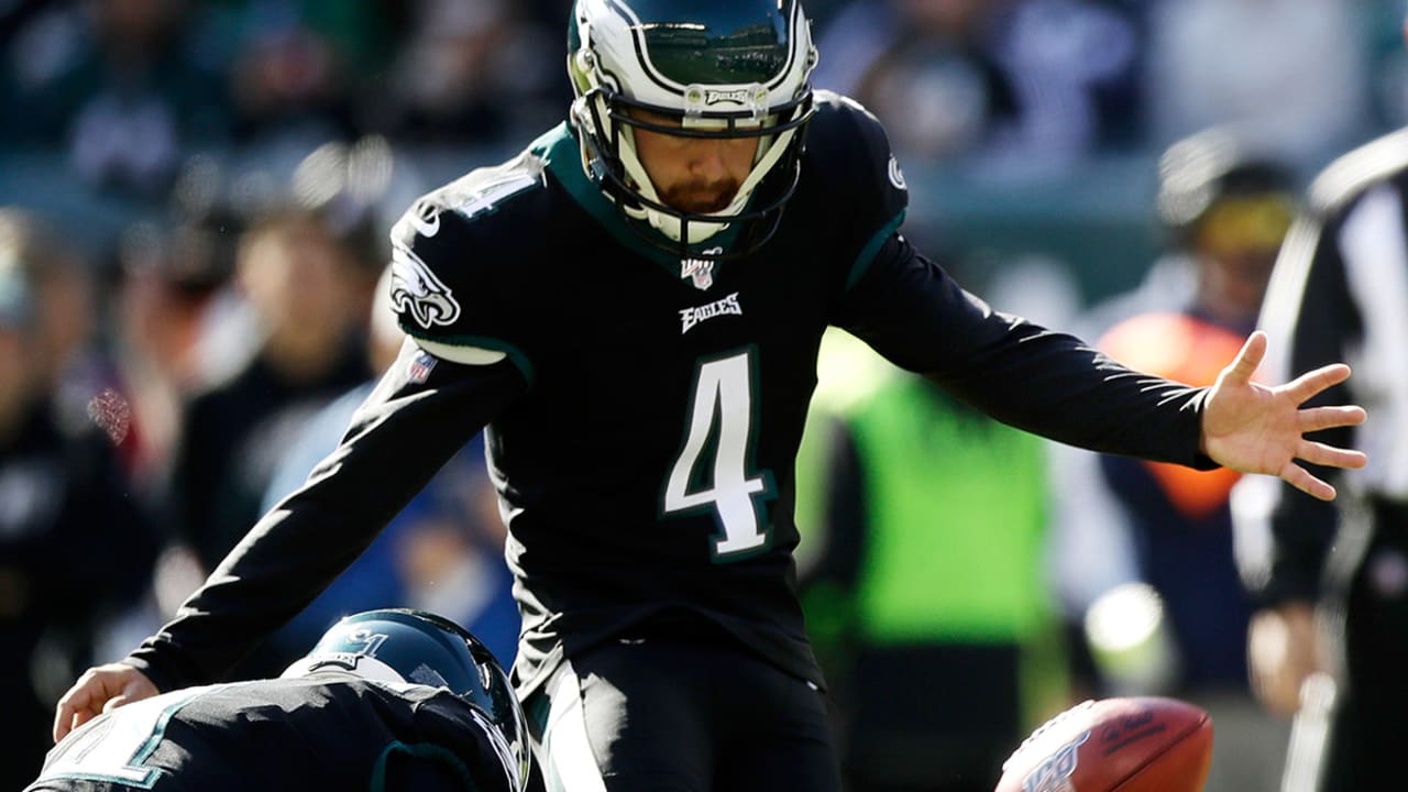 Eagles ink Jake Elliott to five-year extension that reportedly makes him  the NFL's third highest-paid kicker 