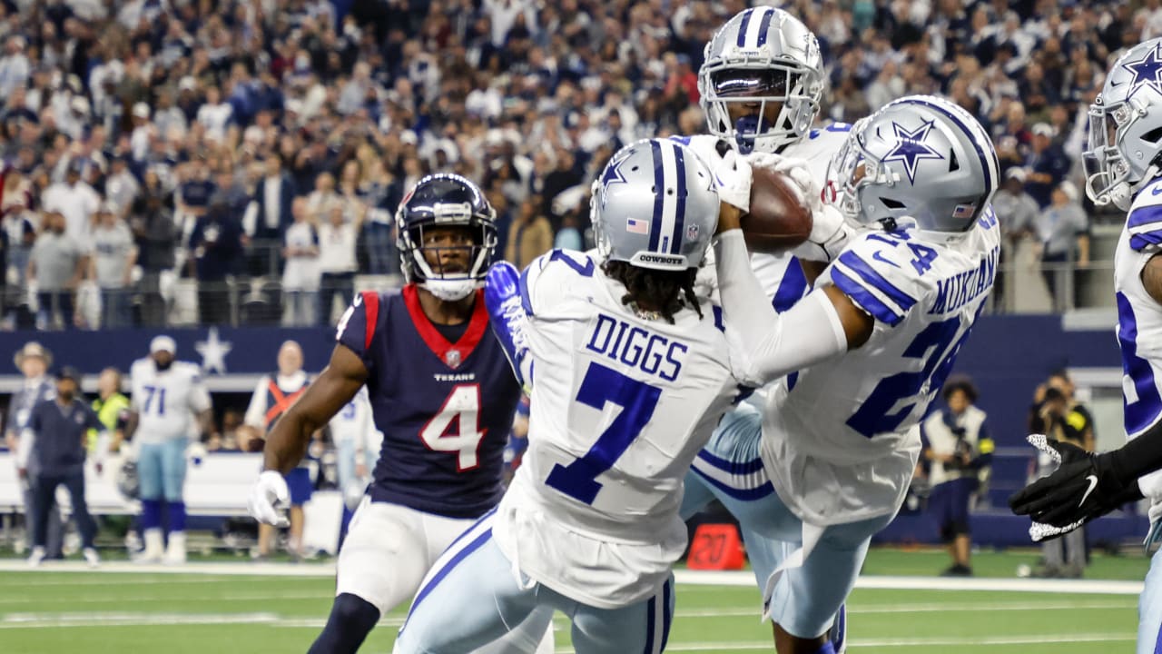 Safety Israel Mukuamu's INT in end zone saves Dallas Cowboys from