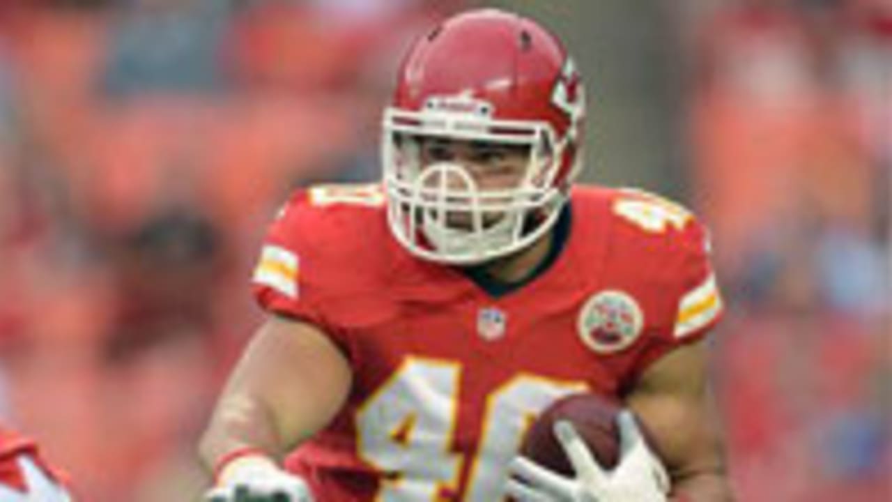peyton_hillis-120901-spot.jpg