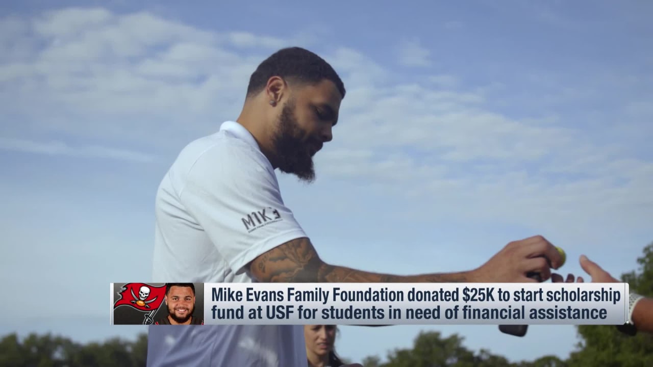 Tampa Bay Buccaneers wide receiver Mike Evans and his Family Foundation  donates $25K to start scholarship for USF students needi