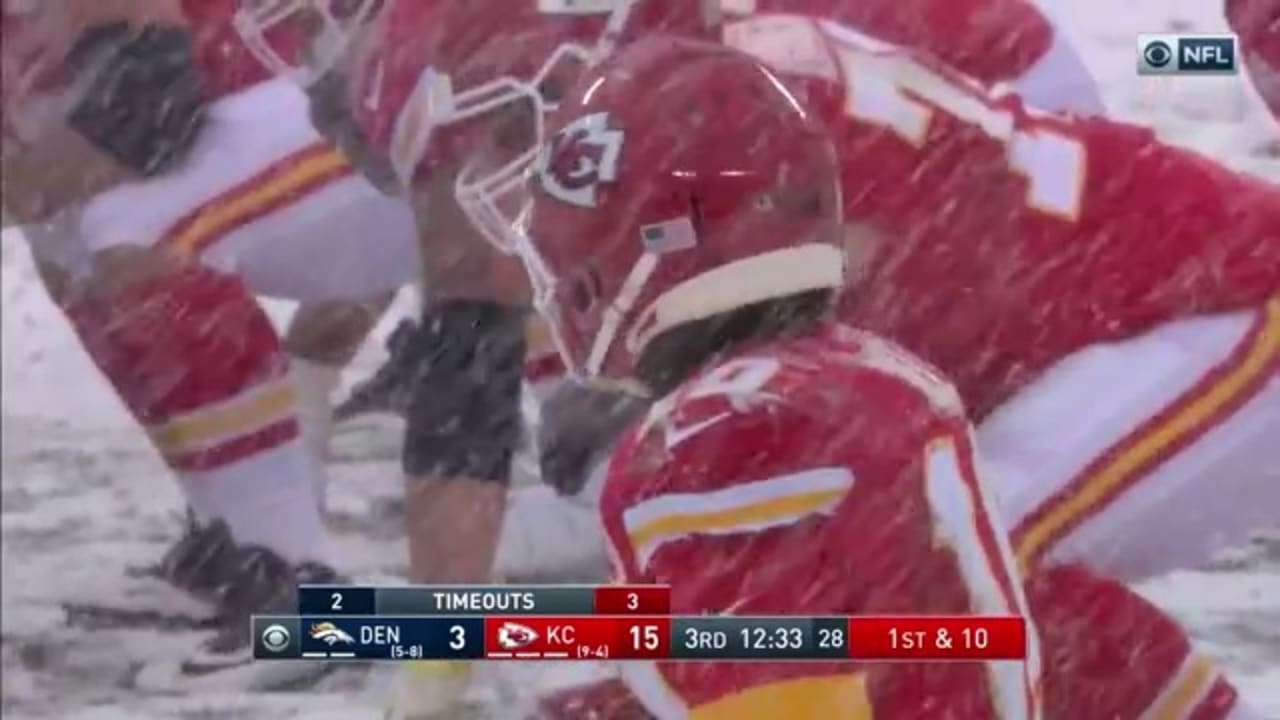 Best snow moments from Broncos vs. Chiefs Week 15