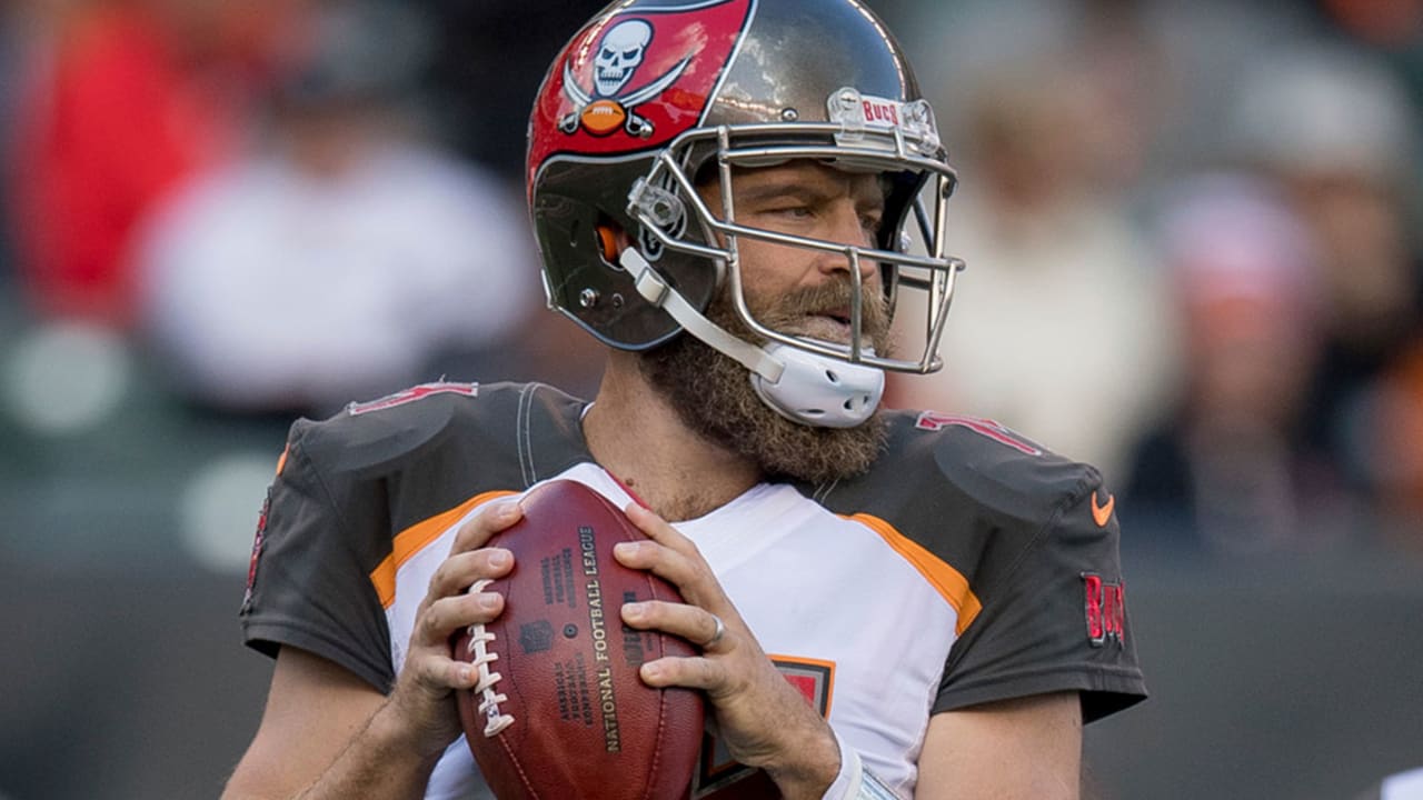 Ryan-Fitzpatrick-181101-sl.jpg