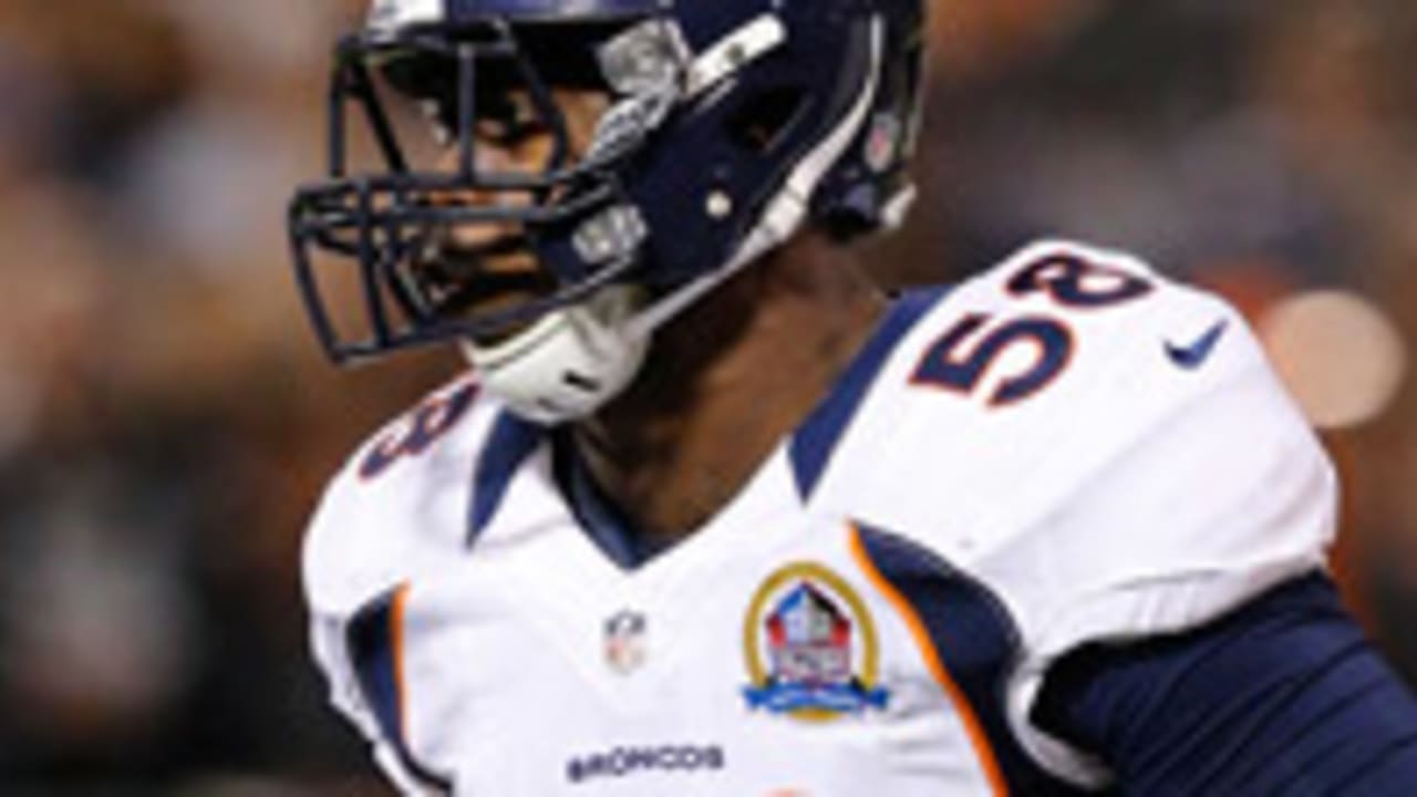 Von_Miller_130619_SL.jpg