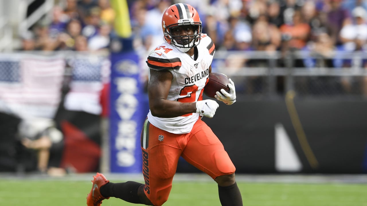 Browns RB Chubb 'not sure' he'll be able to play Sunday