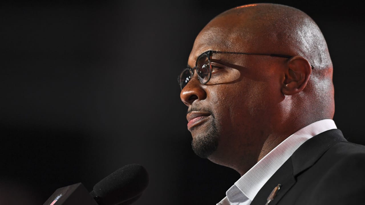 NFL VP Troy Vincent criticizes NFLPA spending on legal action