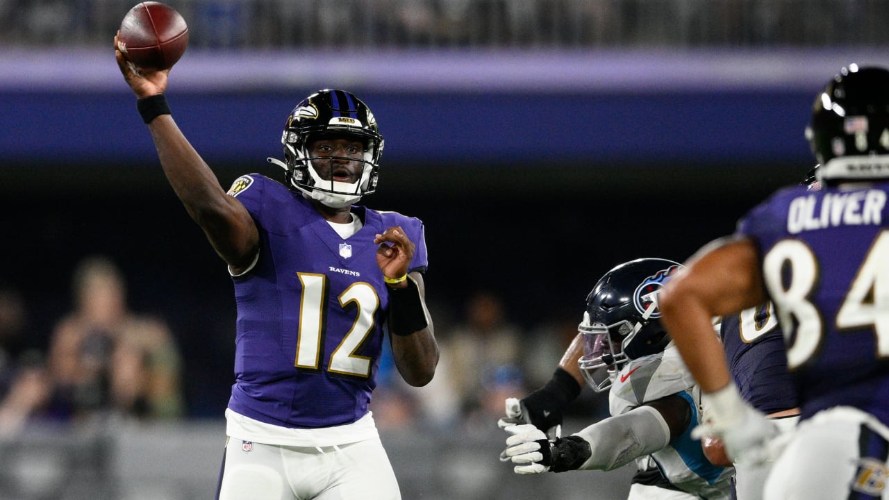 Baltimore Ravens quarterback Anthony Brown threads a 23-yard dime to Ravens  wide receiver Makai Polk between two defenders