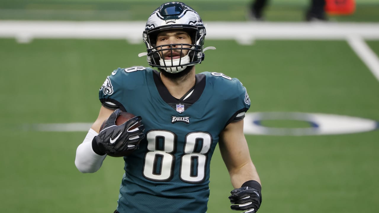 Philadelphia Eagles tight end Dallas Goedert (88) in action