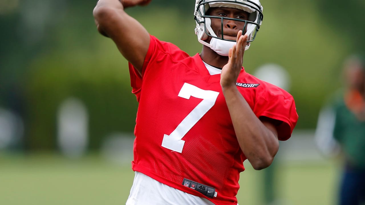 New York Jets - Rich Cimini: Geno Smith will be 'the guy.' MORE