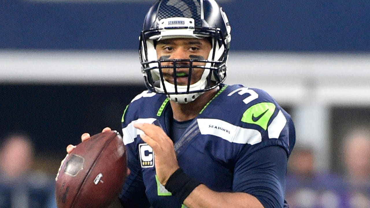 Russell-Wilson-SL.jpg